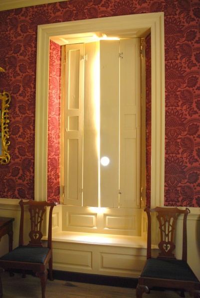 File:WytheHouseShutters.jpg